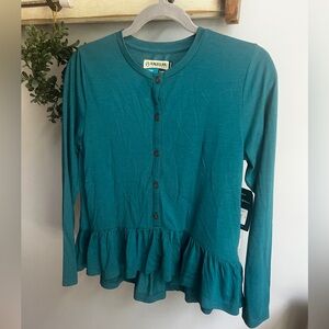 Girl’s LS Shirt w/Ruffled bottom